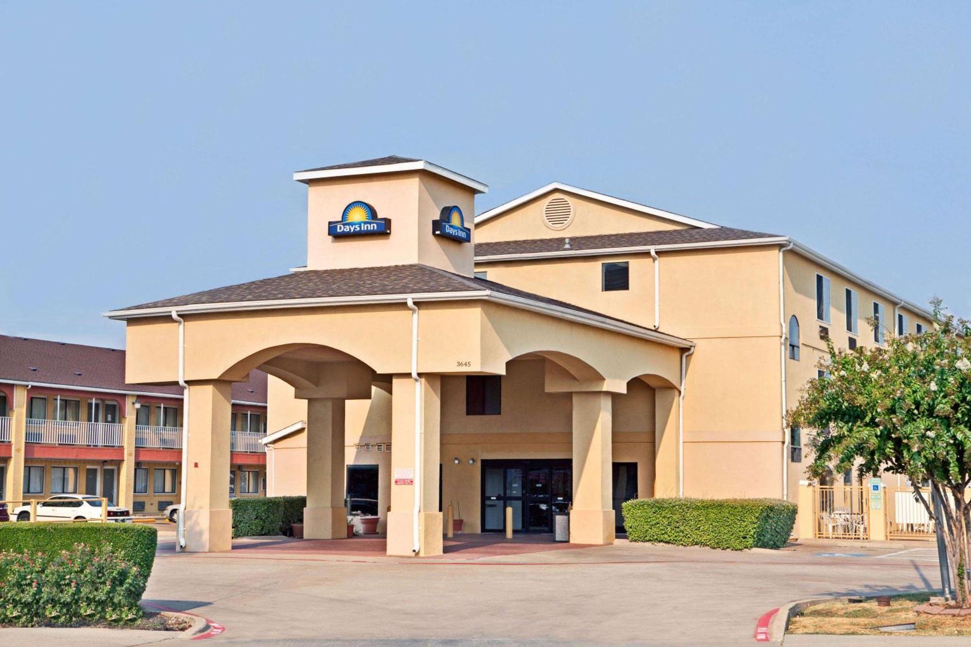 Hotel Days By Wyndham Dallas West