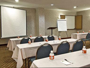 Days By Wyndham Dallas West Hotel Garland